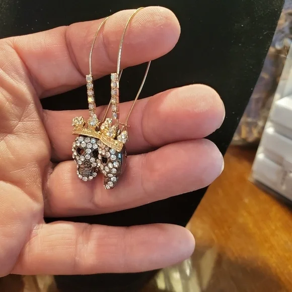 Rhinestone Skull Earrings dangle - Picture 4 of 5